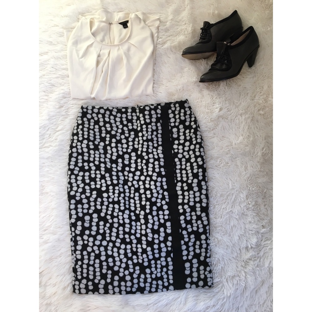 Ann Taylor floral pencil skirt